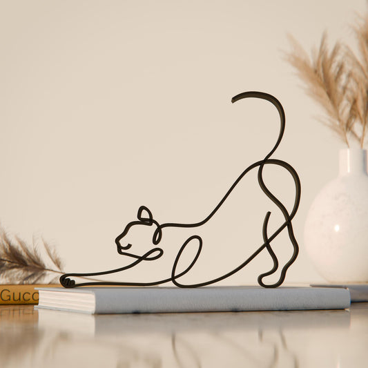 Anatolian Gift BoxCat 12 - Line Art Figure