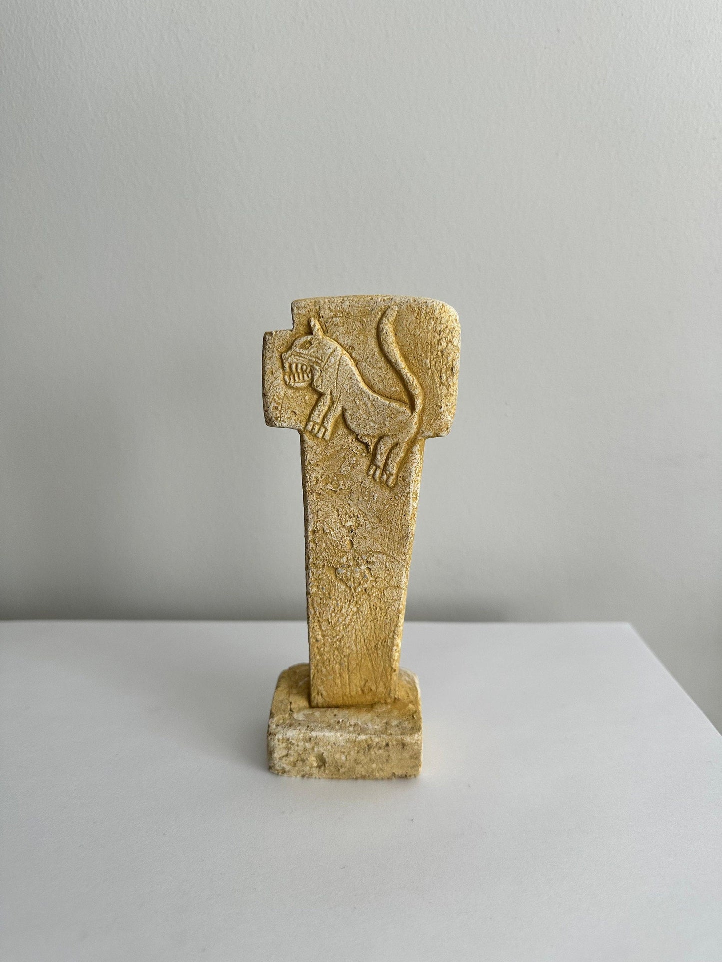 Anatolian Gift BoxGobeklitepe - Lion - shaped Pillar / Netflix Tv Series THE GIFT (ATIYE) Gobeklitepe , Urfa