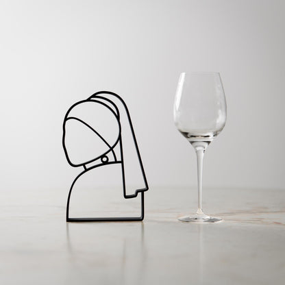 Girl With a Pearl Earring - Customized Line Art Figure