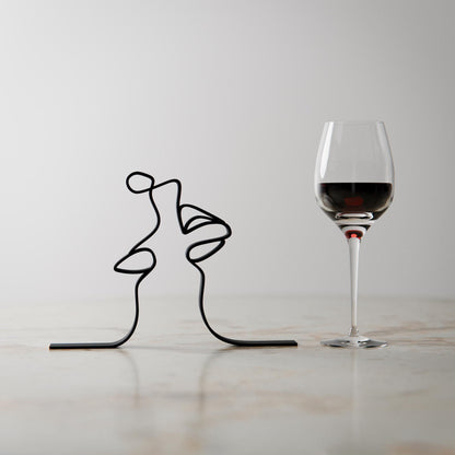 The Kiss - Customized Line Art Figure