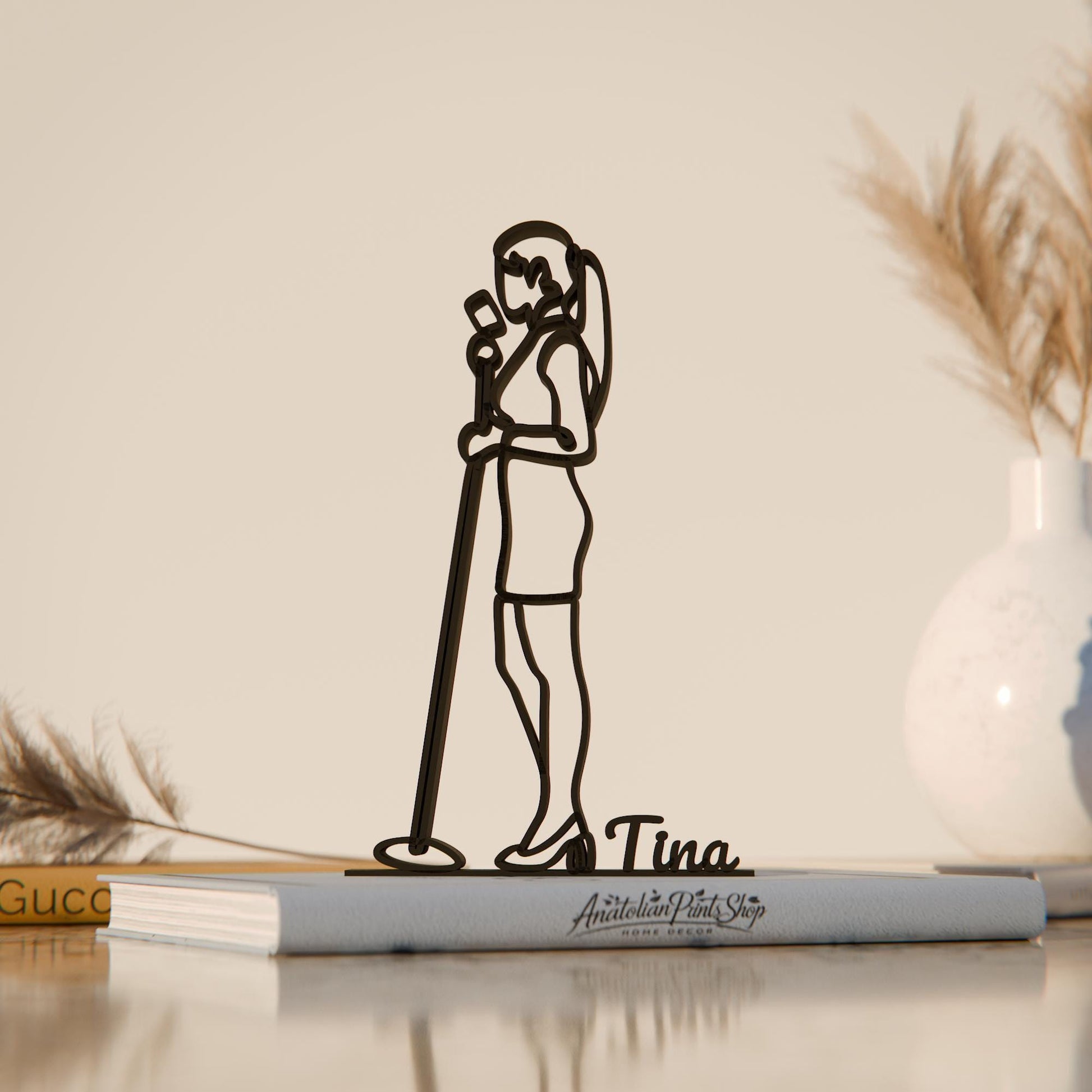 Woman Vocalist - Customized Line Art Figure