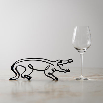 Crocodile - Line Art Figure