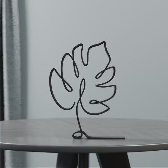 Leaf - Customized Line Art Figure