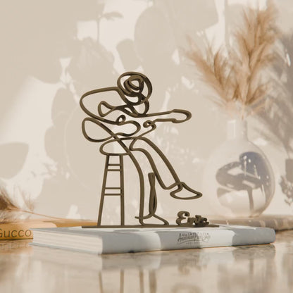 Acoustic Guitarist - Customized Line Art Figure