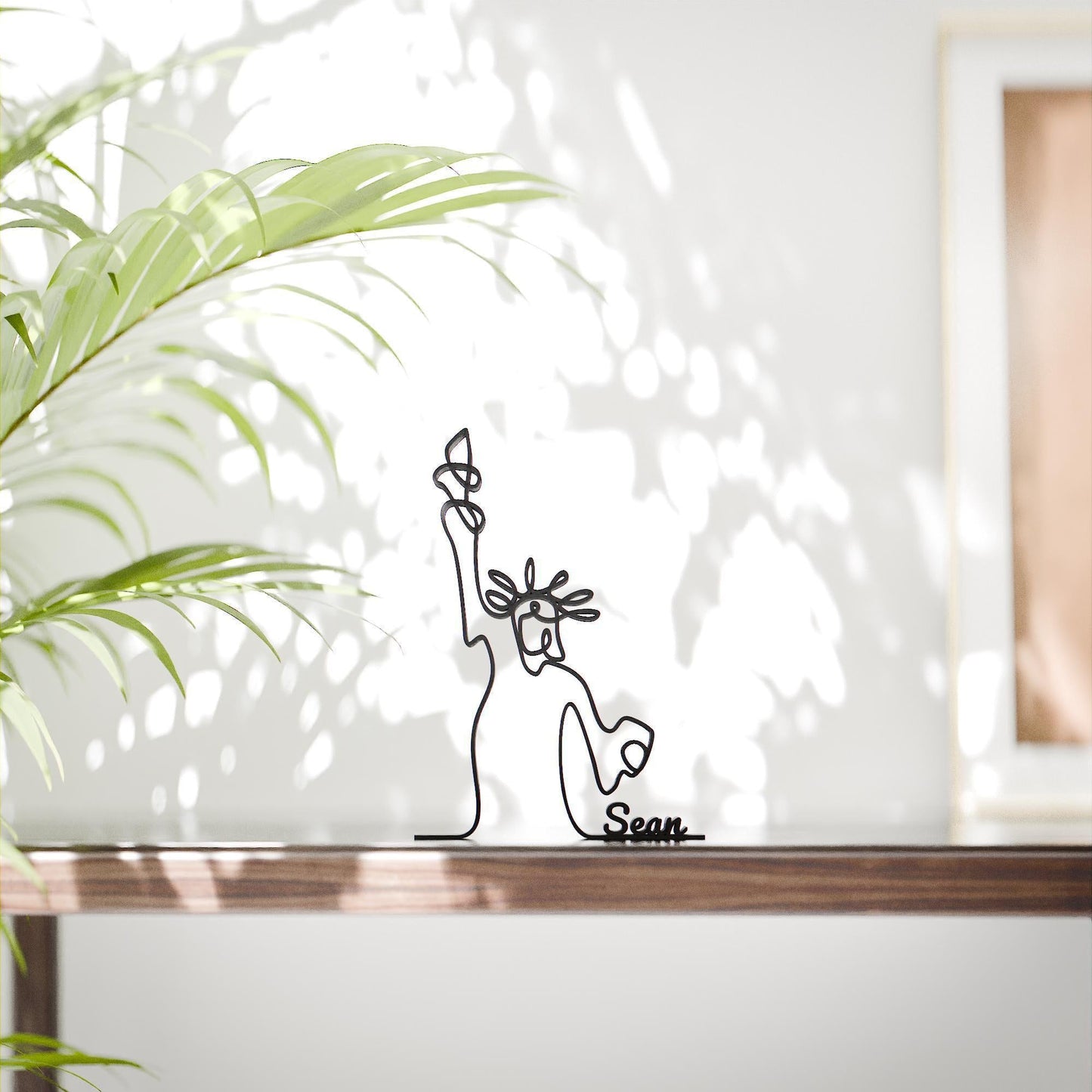 Anatolian Gift BoxStatue of Liberty - Customized Line Art Figure
