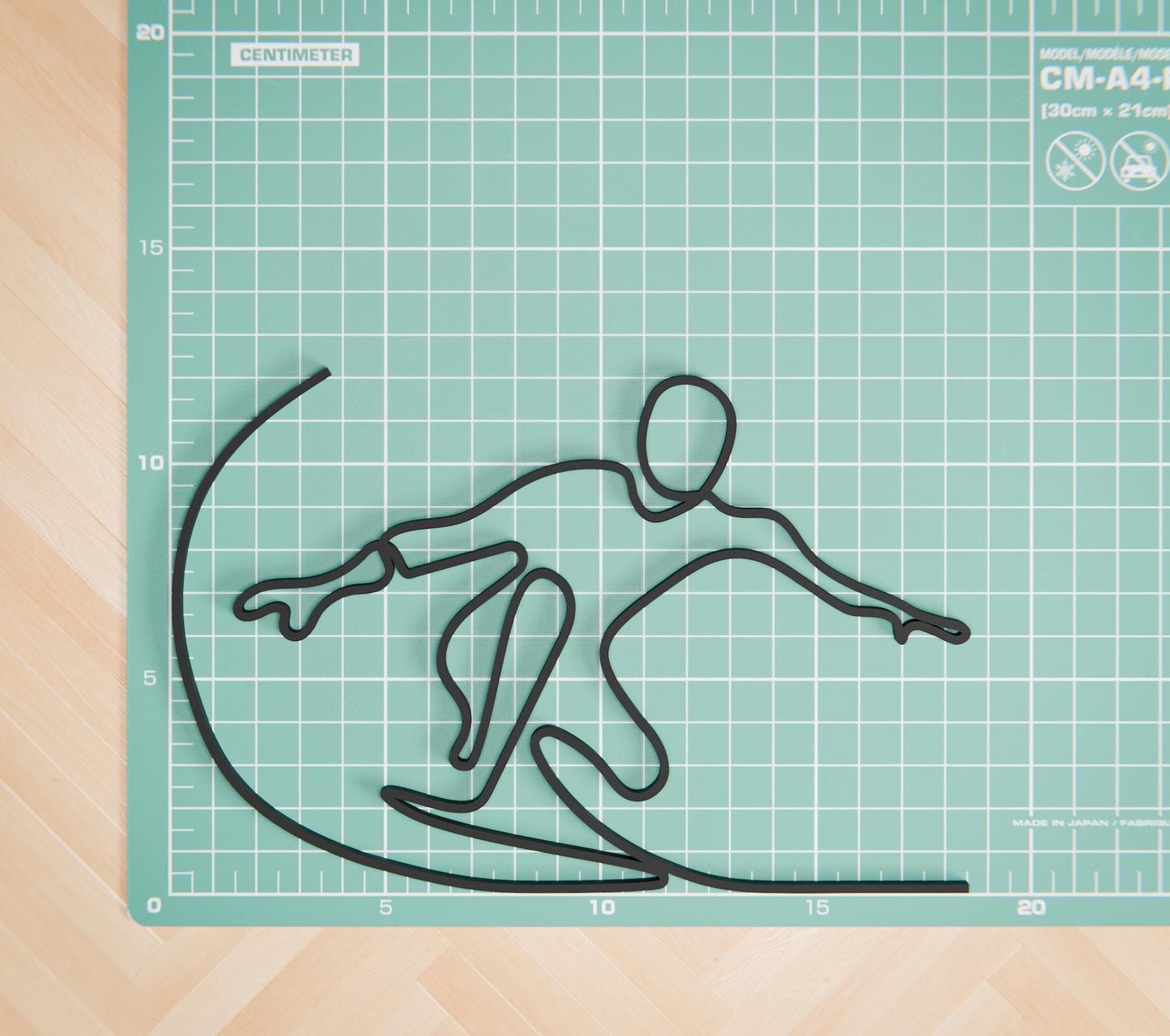 Anatolian Gift BoxSurfer - Customized Line Art Figure