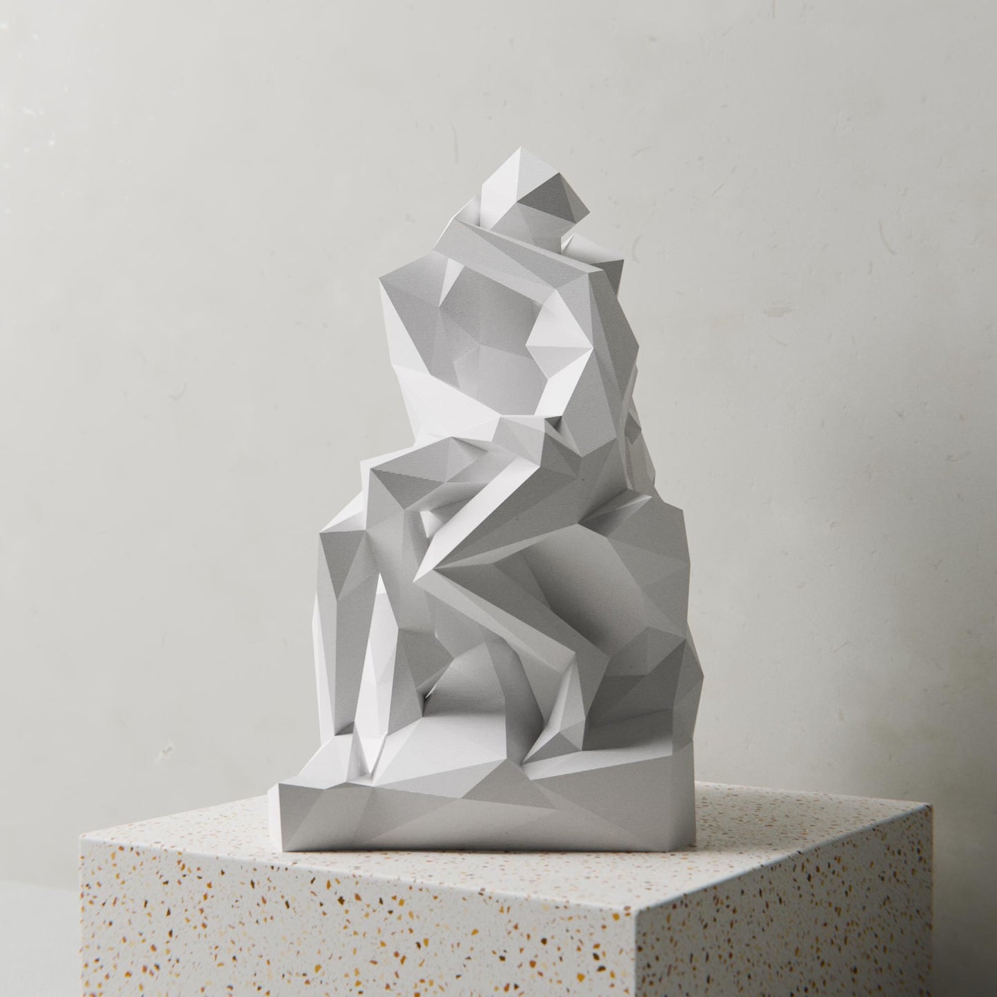 Anatolian Gift BoxThe Kiss - Low Poly Bust