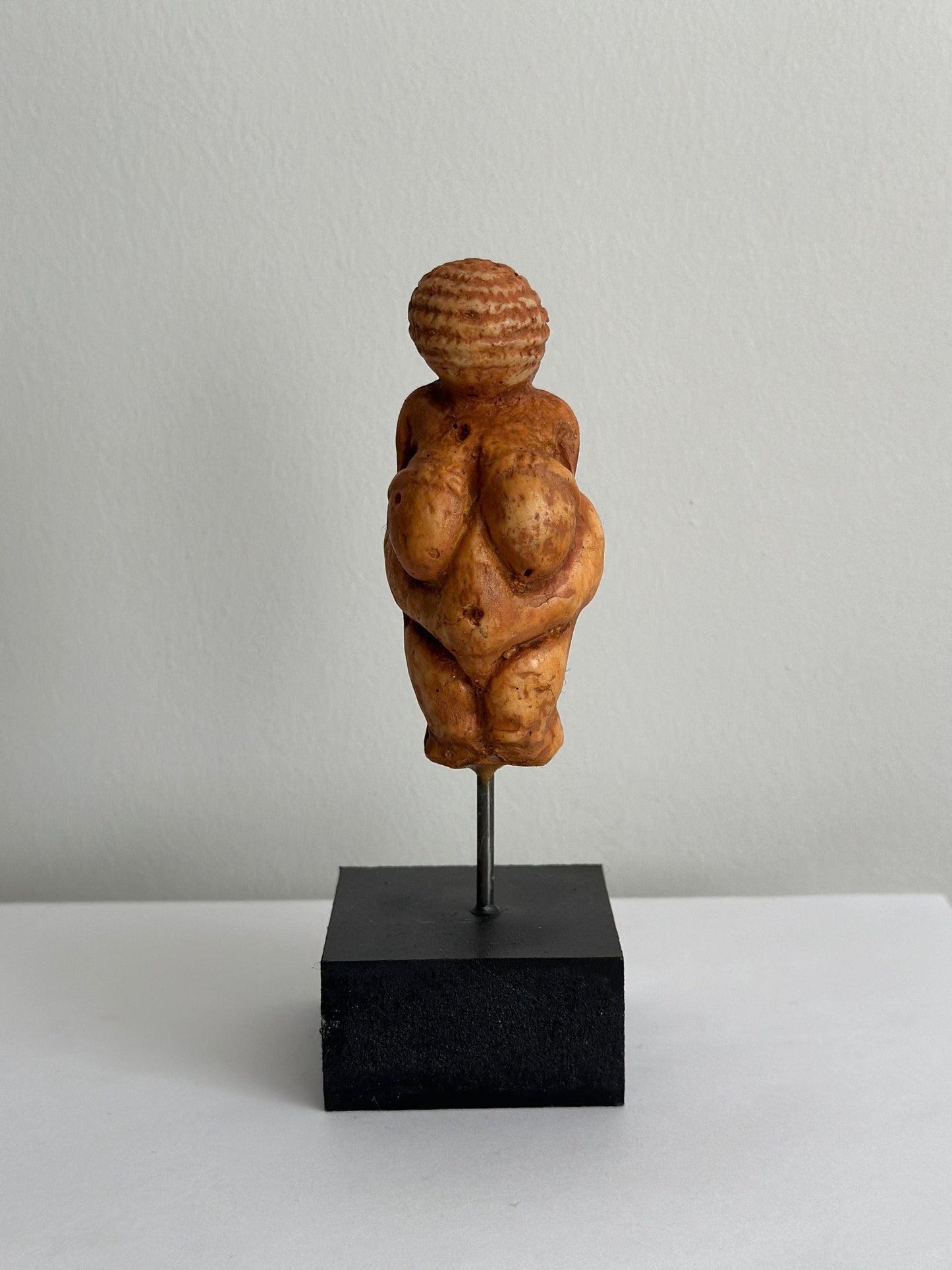 Anatolian Gift BoxVENUS OF WILLENDORF Statue